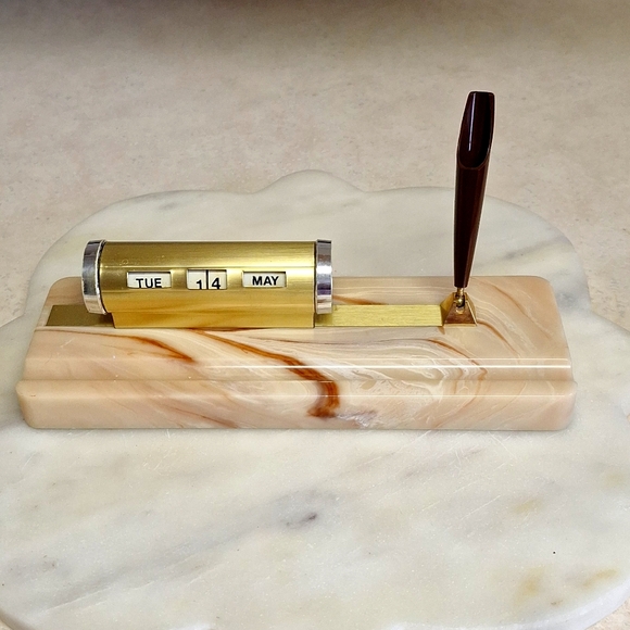 Vintage Perpetual Desk Calendar Pen Holder - marble and brass - Picture 1 of 7